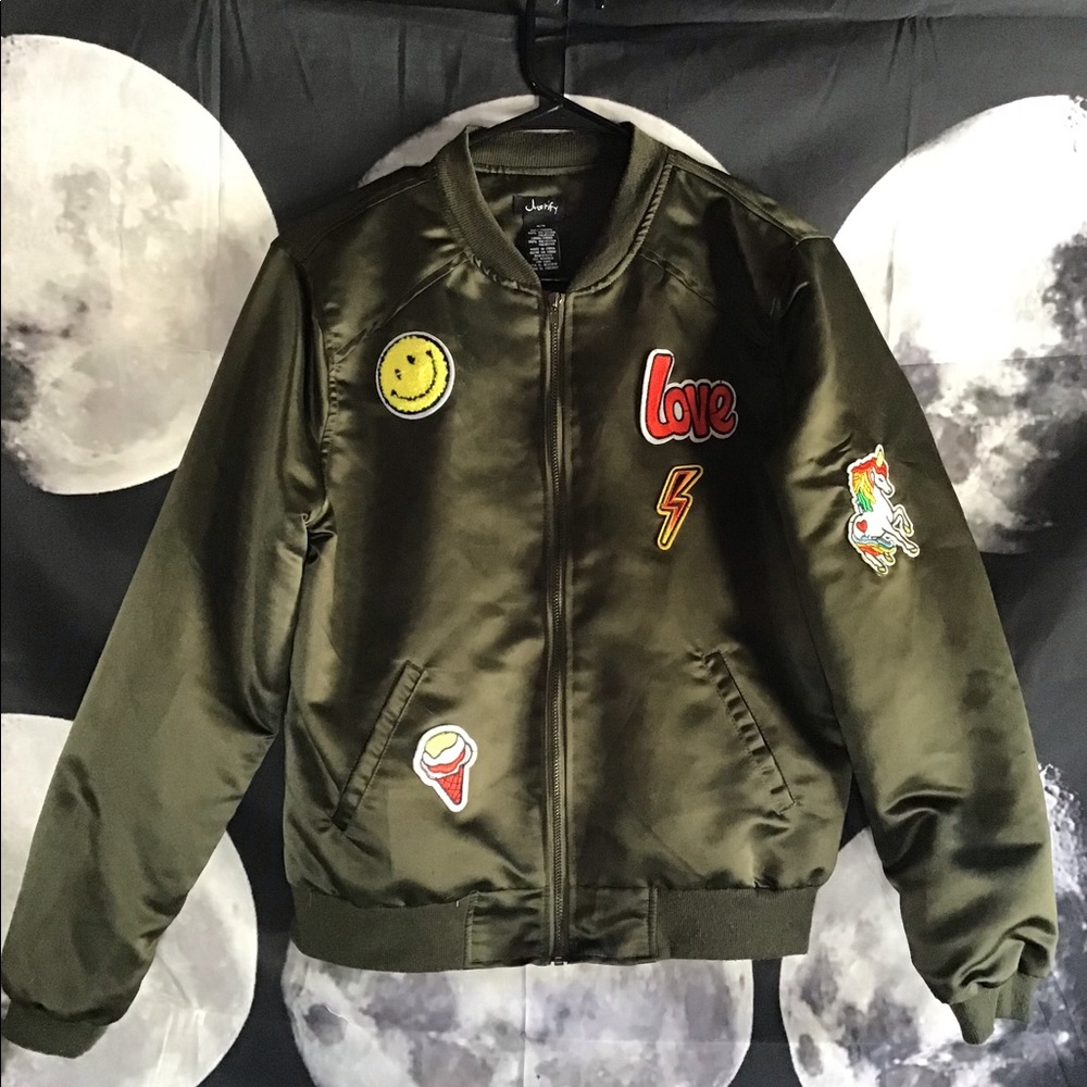 Justify Size Medium Olive Bomber Jacket w/ Patches